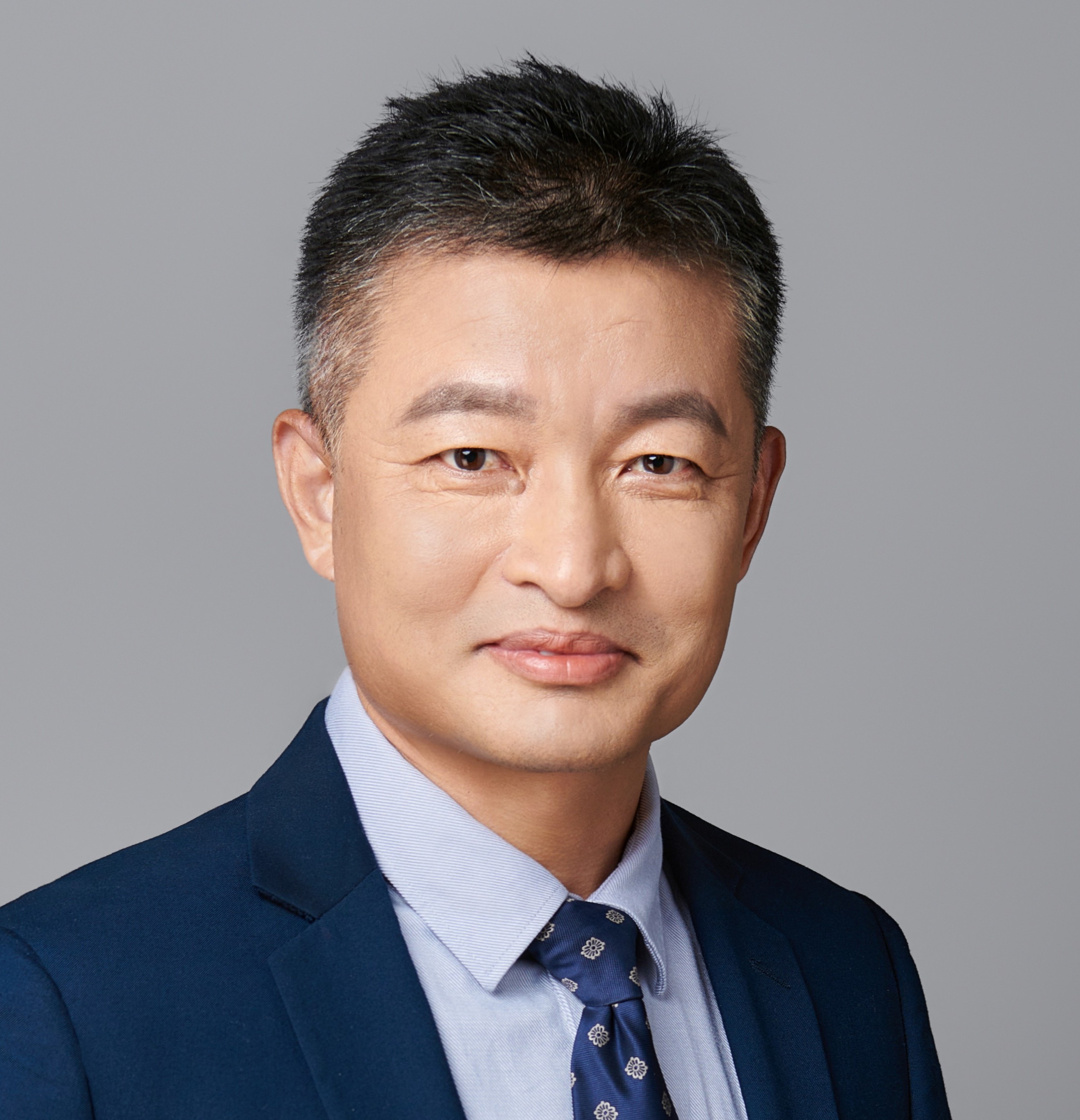 Photograph of Ming Xu